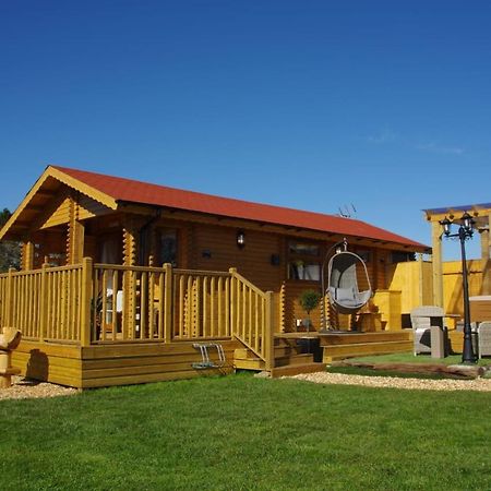 Balmoral Studio Lodge Ellesmere Exterior foto