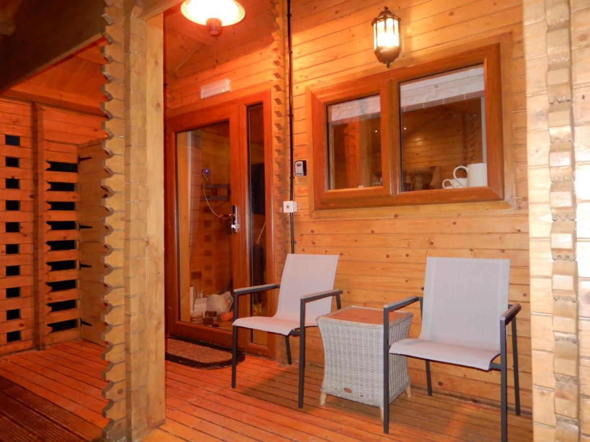 Balmoral Studio Lodge Ellesmere Exterior foto
